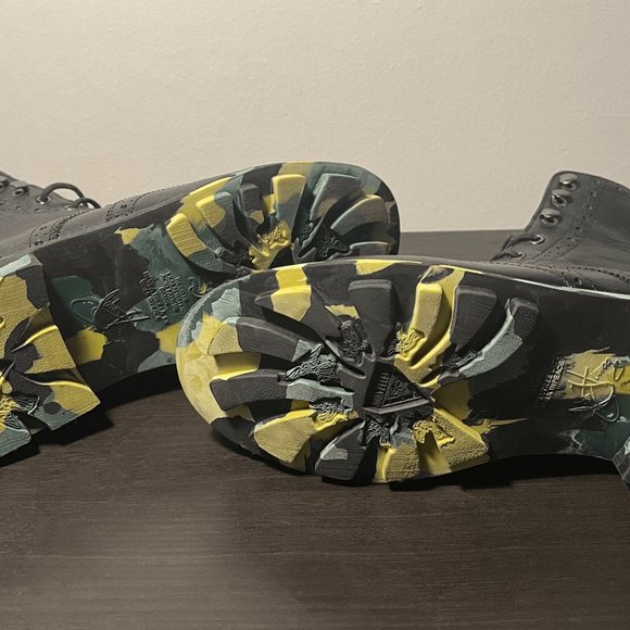 John Fluevog - DDFT  7th Heaven Gideon boots - Picture 3 of 3